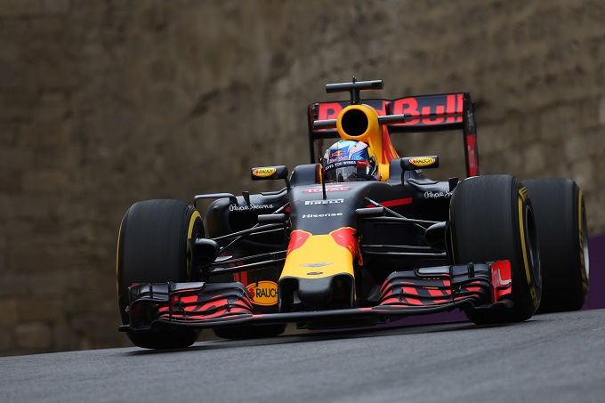 Red Bull, Ricciardo: “Aumentando il grip le nostre prestazioni miglioreranno”