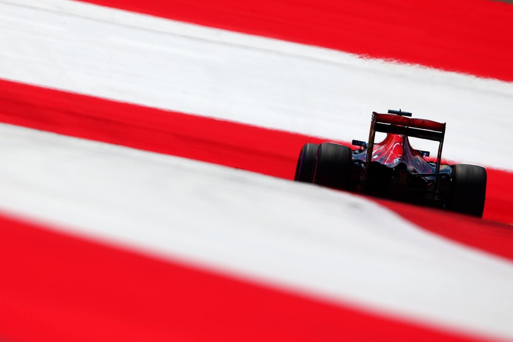 Toro Rosso, Sainz: “Chiuso il fine settimana con un ottimi risultato”
