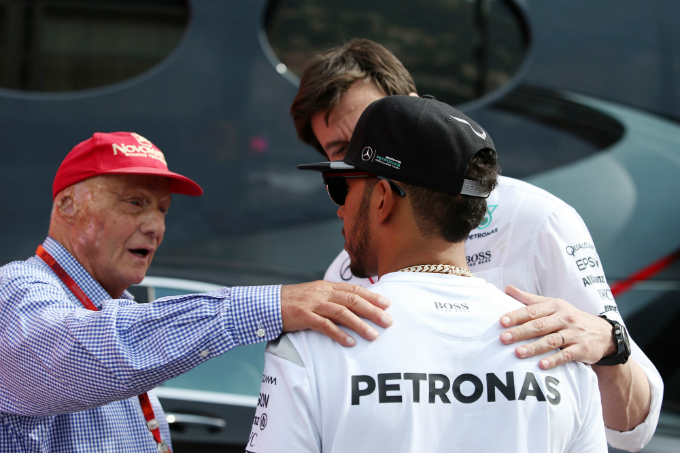 Lauda: “Hamilton ha devastato la sua stanza a Baku”