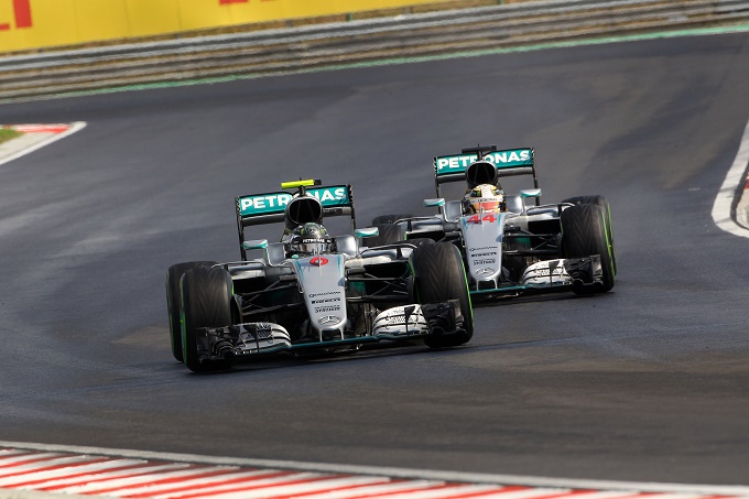 Mercedes, Toto Wolff: “Il titolo sarà assegnato solo ad Abu Dhabi”
