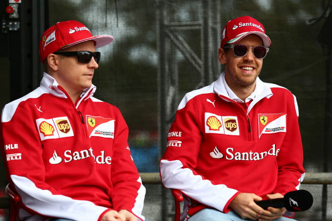 Ferrari, Vettel avrebbe insistito per la conferma di Raikkonen