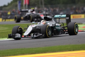 F1 GP Gran Bretagna: Hamilton in pole davanti a Rosberg