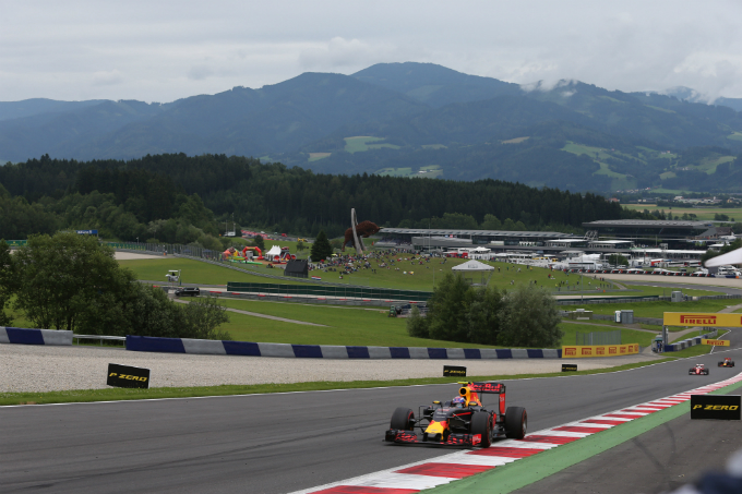 Mateschitz: “La Formula 1 ha bisogno di più gare come l’Austria”