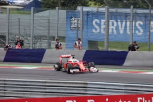 Un detrito la causa dello scoppio della gomma di Vettel in Austria