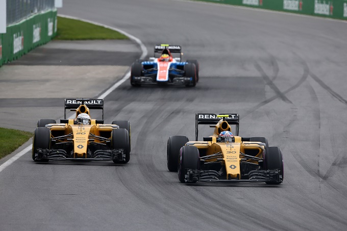 Renault accelera il piano di investimenti in F1
