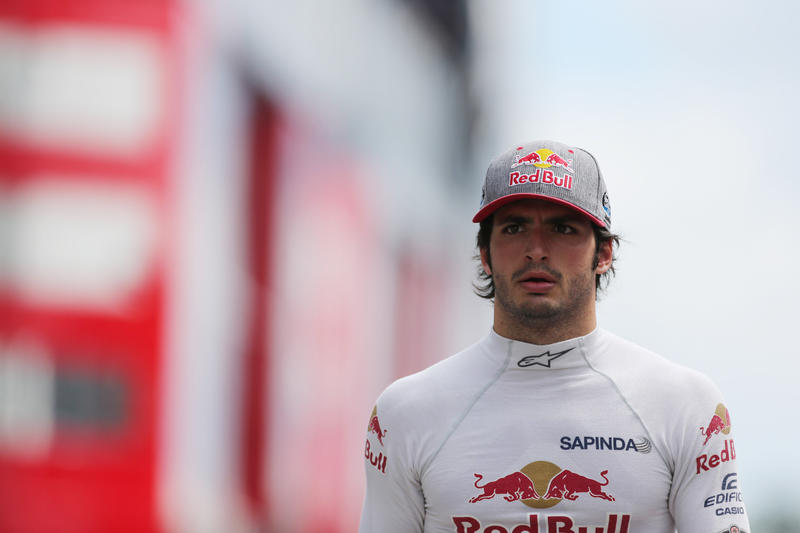 Toro Rosso, Sainz: “Squadra più unita dopo l’addio di Verstappen”