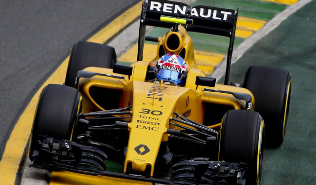 Renault deciderà i piloti 2017 a settembre