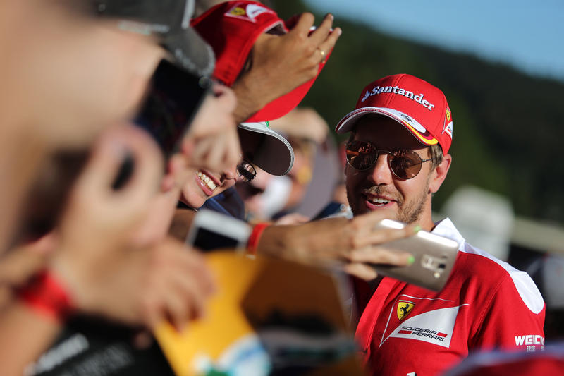 Sebastian Vettel: “Pista scivolosa, dobbiamo migliorare la macchina”