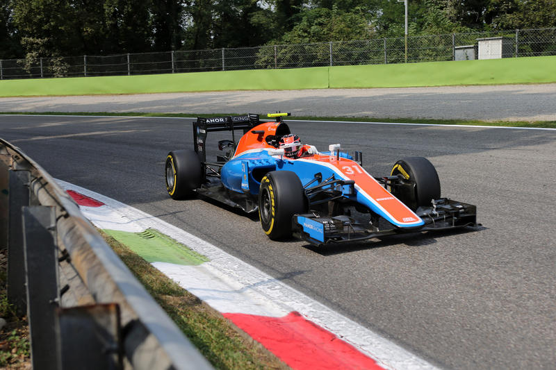 Manor, Esteban Ocon: “Sarebbe un sogno correre con la Renault nel 2017”