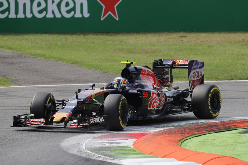 Toro Rosso, Sainz pessimista: “Singapore potrebbe essere l’ultima possibilità di finire in zona punti”