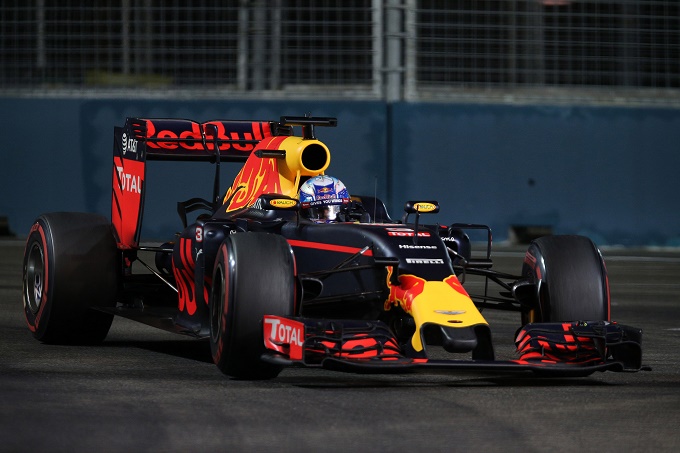 Red Bull, Ricciardo: “Il tracciato di Sepang è molto impegnativo”