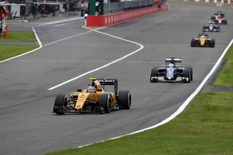 Renault fuori dai punti, Palmer davanti a Magnussen
