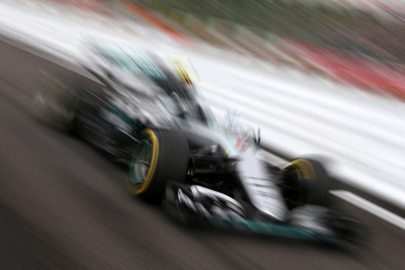 F1 GP Giappone: Rosberg vince e allunga. Terzo titolo Costruttori per la Mercedes