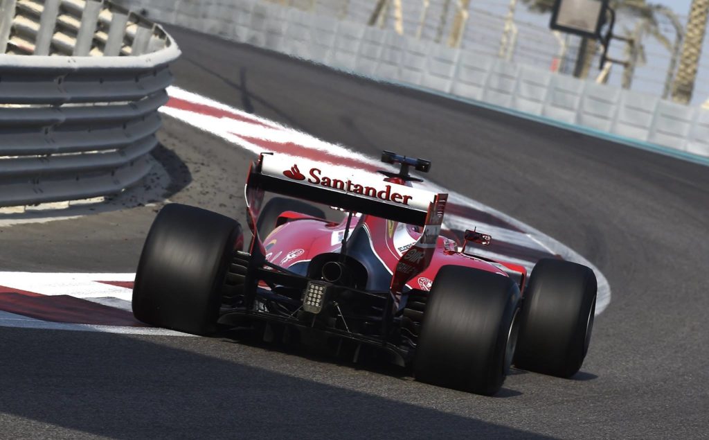 Test Pirelli, 97 giri per la SF15-T “laboratorio” di Kimi Raikkonen