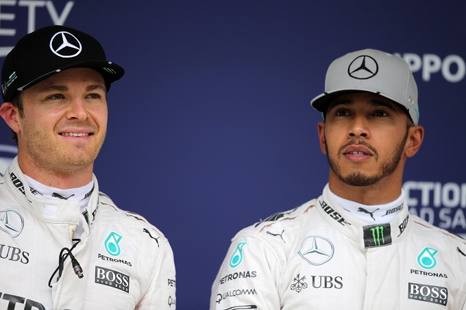 Mercedes, Hamilton: “Rosberg? Sono sicuro che ad Abu Dhabi correrà in maniera leale”