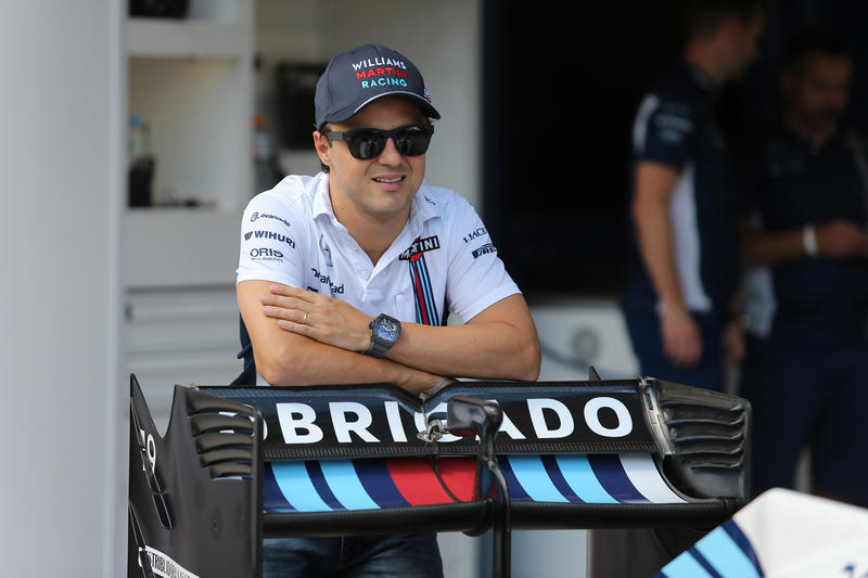 Felipe Massa: “Un buon venerdì ma aspettiamo domani”