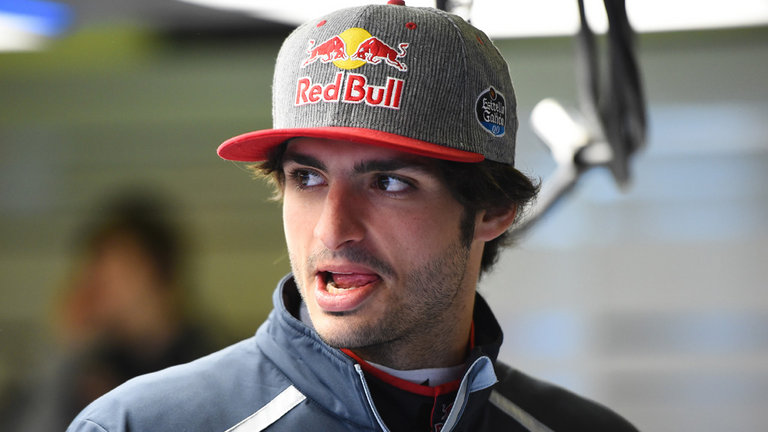 F1 | Red Bull stoppa il passaggio di Carlos Sainz in Mercedes