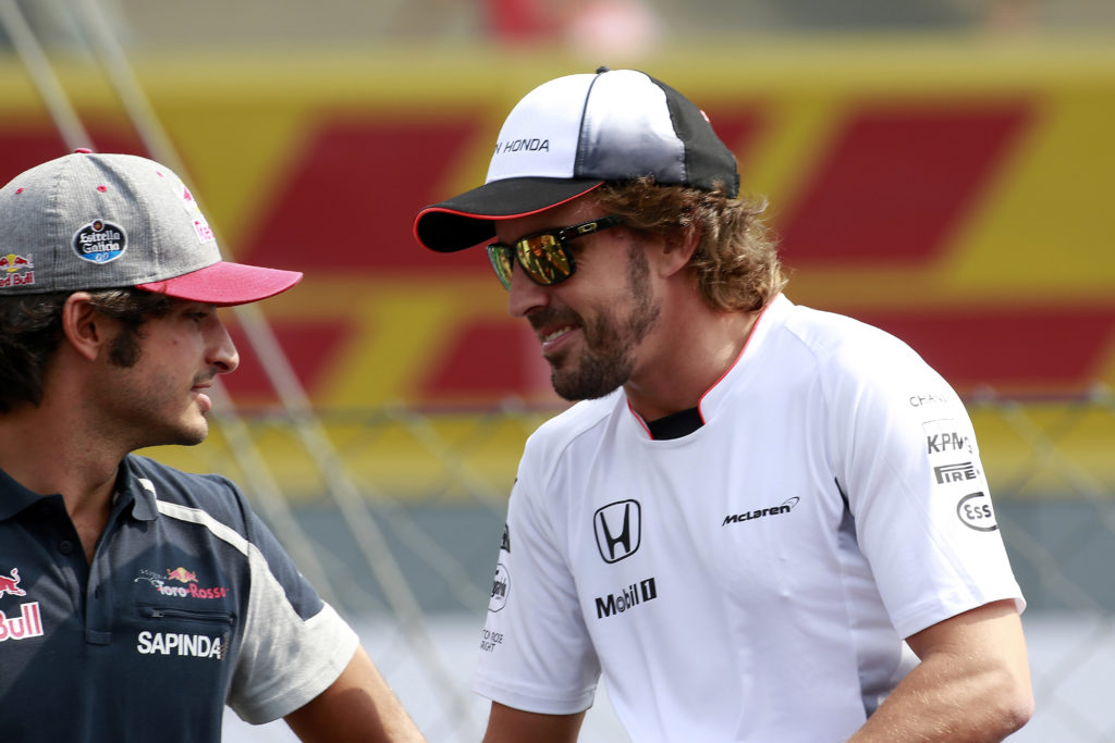 F1 | Sainz: “Per Alonso sarà difficile ritirarsi”