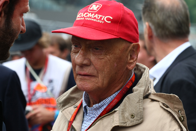 Lauda: “La Mercedes non si nasconderà nei test di Barcellona”