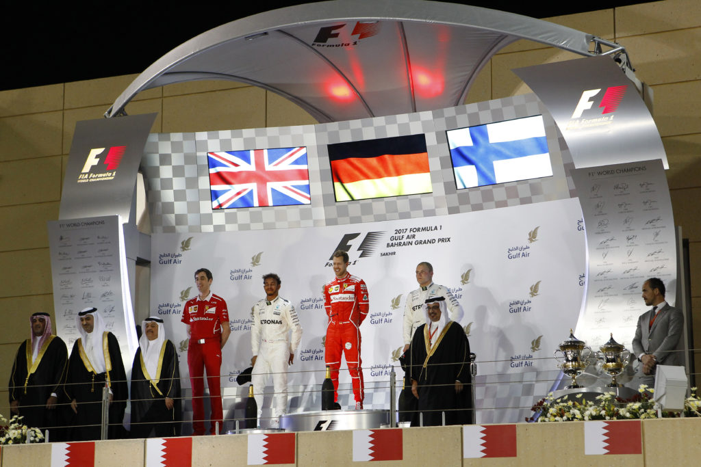 Pagelle GP Bahrain: Vettel da sogno, Hamilton fa valere i gradi di capitano…