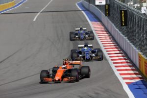 F1 | GP Russia, McLaren: ritiro per Alonso, Vandoorne 14°