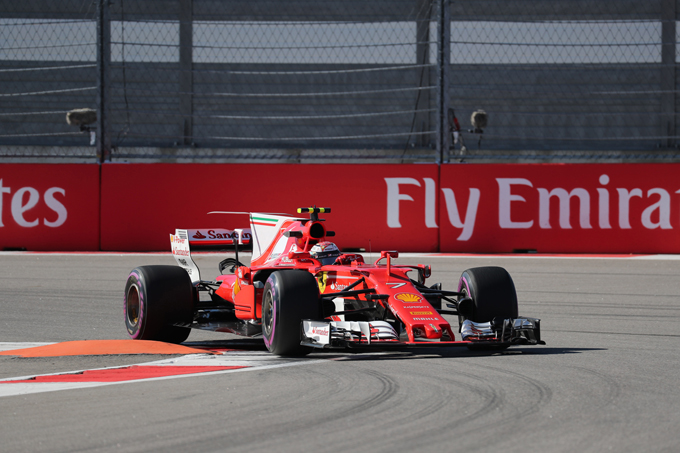 GP Russia, Ferrari viola il coprifuoco per un problema sulla vettura di Raikkonen