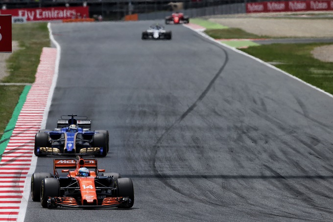 F1 | GP Spagna, la McLaren conclude la gara con il solo Alonso