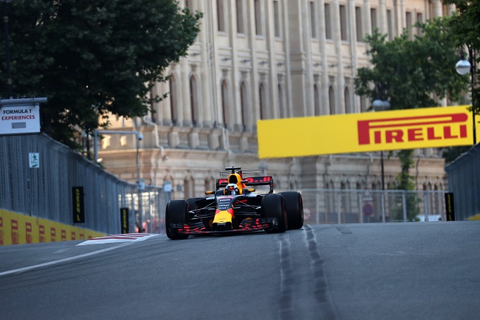 F1 | Red Bull, Ricciardo: “Sono dispiaciuto per l’incidente, stavo spingendo al massimo”