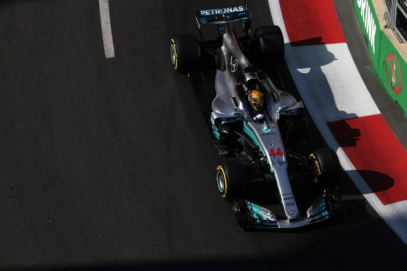 F1 | Hamilton: “Grazie al team che ci ha fatto uscire al momento giusto”