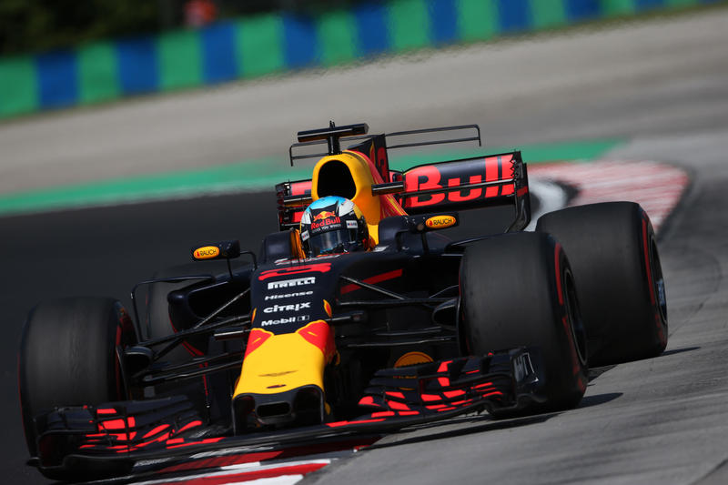 F1 GP Ungheria, Prove Libere 2: Ricciardo si conferma il più veloce