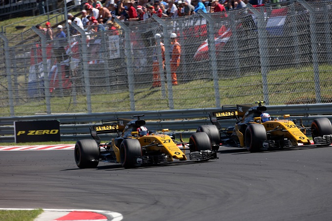 F1 | Renault, Hulkenberg e Palmer in coro: “Singapore tracciato difficile”