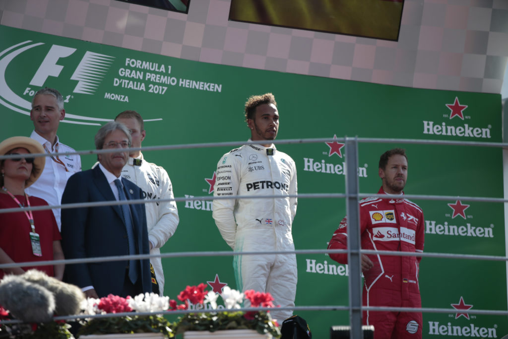 F1 | Mercedes, Hamilton: “Vorrei conoscere le reali condizioni di Schumacher”