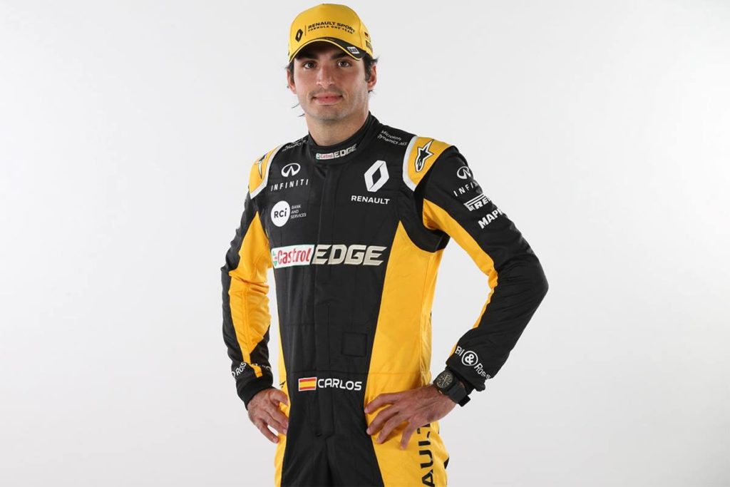 F1 | Carlos Sainz in Renault: la prima foto ufficiale con il nuovo team