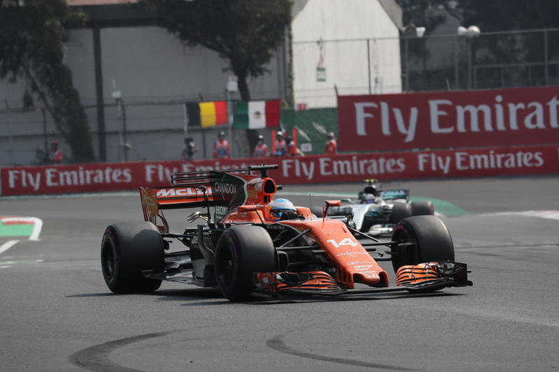F1 | McLaren, Alonso: “Vettura ottima, ma perdevamo troppo sul rettilineo”