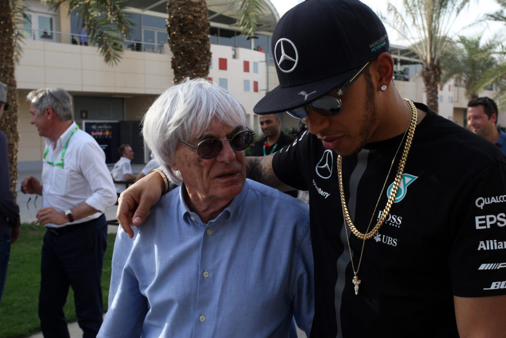 F1 | Ecclestone: “Hamilton ha portato questo sport fuori dagli schemi”