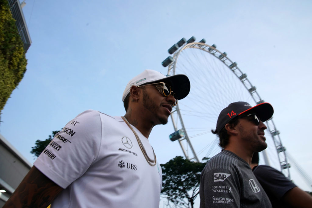 Formula 1 | Mercedes, Hamilton categorico: “Alonso non diventerà il mio compagno di squadra”