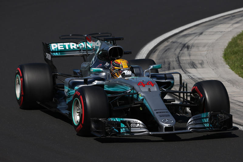 Formula 1 | Mercedes, Hamilton: “La W08 è stata la macchina più difficile”