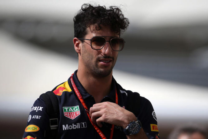 F1 | Ricciardo: “Hamilton ha battuto Vettel psicologicamente”