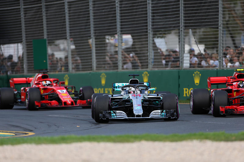 F1 | Mercedes, Hamilton preoccupato dalle Ferrari: “In Bahrain saranno molto veloci”