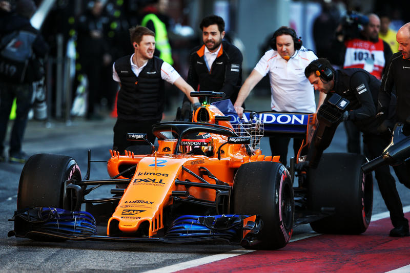 F1 | McLaren: problema di alimentazione, stop di 90 minuti