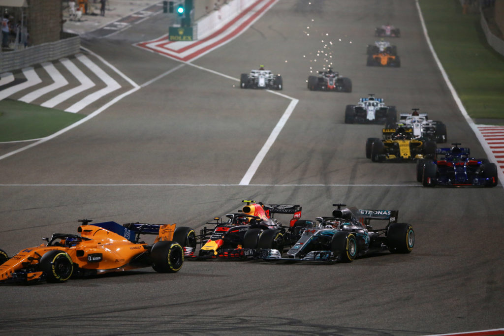 F1 | Hamilton attacca Verstappen nel retropodio: “E’ una testa calda”