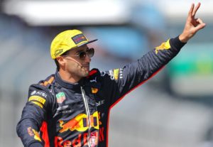 Formula 1 | Futuro? Damon Hill mette in guardia Daniel Ricciardo