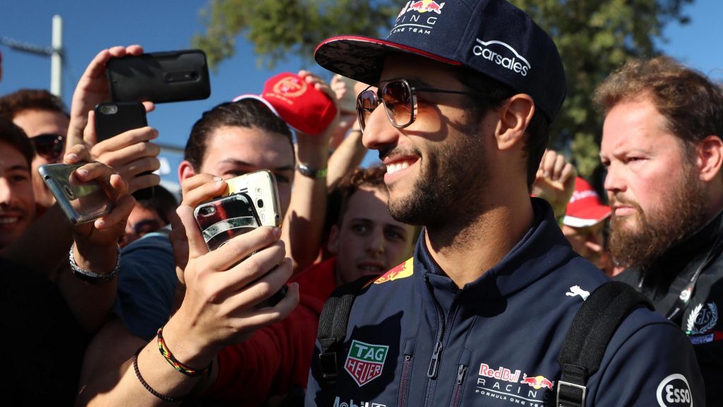 F1 | Ricciardo e Vettel vs. i selfie con i fan: “Rendono gli incontri meno umani”