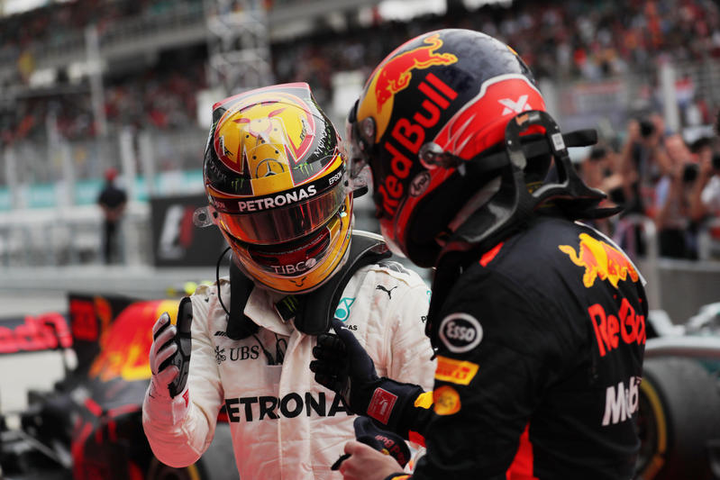 F1 | Verstappen perdona Hamilton: “Ciò che ha detto era frutto dell’adrenalina”