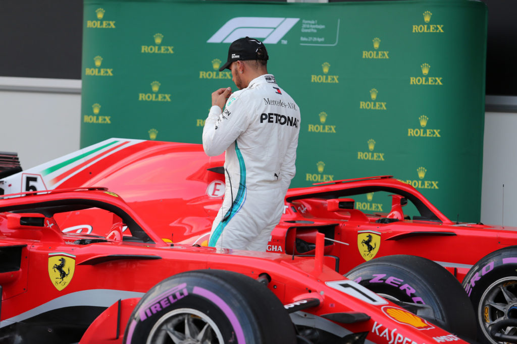 Formula 1 | Mercedes, Wolff non si accontenta della vittoria a Baku: “Ferrari è più veloce di noi”