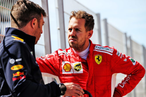 Formula 1 | Ferrari, Vettel polemico sui regolamenti 2019: “Rendere le vetture più lente non aiuterà i sorpassi”