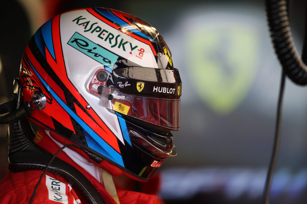 F1 | Martin Brundle: “La Ferrari deve preoccuparsi delle prestazioni di Raikkonen”