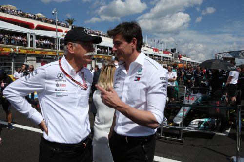 F1 | Wolff pizzica Arrivabene al termine del GP di Francia: “Non mi è sembrato molto contento, ma è normale dopo un risultato deludente”