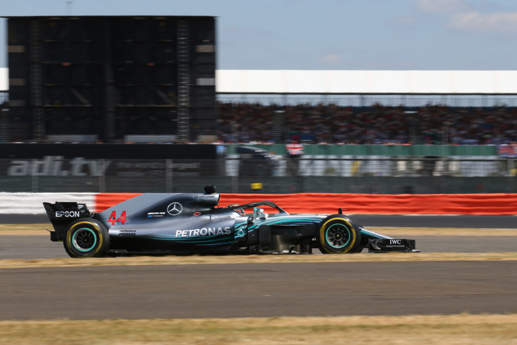 F1 | Mercedes, Shovlin conferma: “Hamilton ha riportato solo danni minimi nell’incidente con Raikkonen”