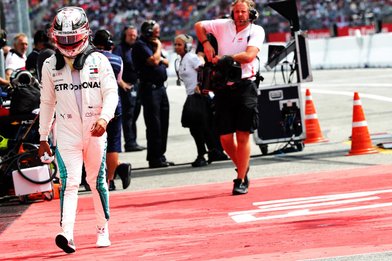 F1 | Hamilton OUT in Q1, partirà 14esimo: “Sorpassi? Impossibili qui”